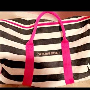 Victoria’s secret beach tote